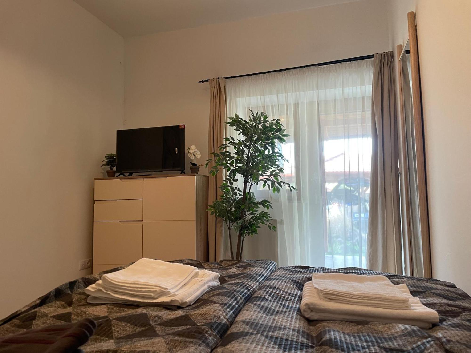 Szoegedi Villa Badacsonytomaj Esterno foto